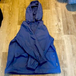 Women’s periwinkle Pacific Trail raincoat